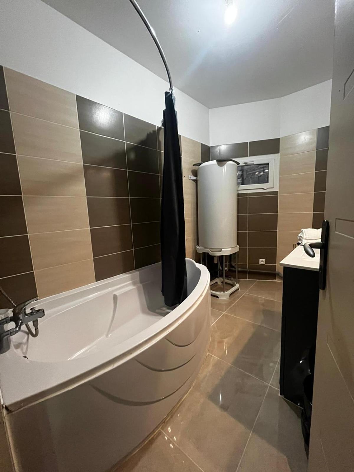 Appartement Des Carmes نيم المظهر الخارجي الصورة
