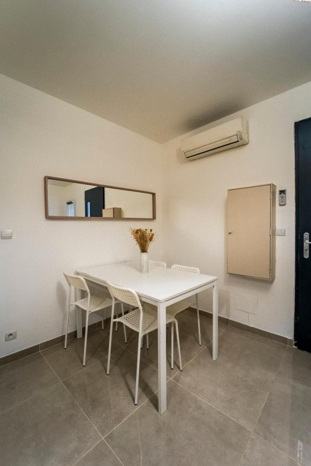 Appartement Des Carmes نيم المظهر الخارجي الصورة