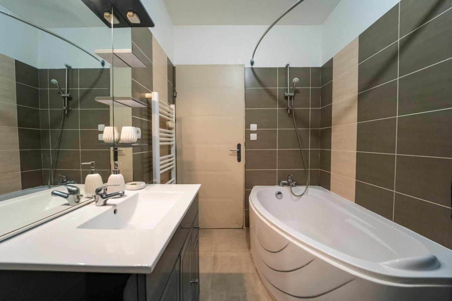Appartement Des Carmes نيم المظهر الخارجي الصورة